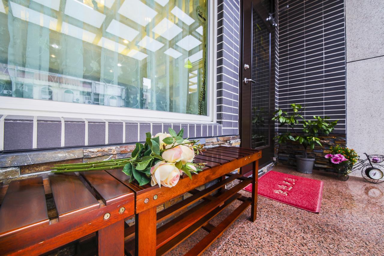 הואליין סיטי Xin Jing Zhan Homestay מראה חיצוני תמונה