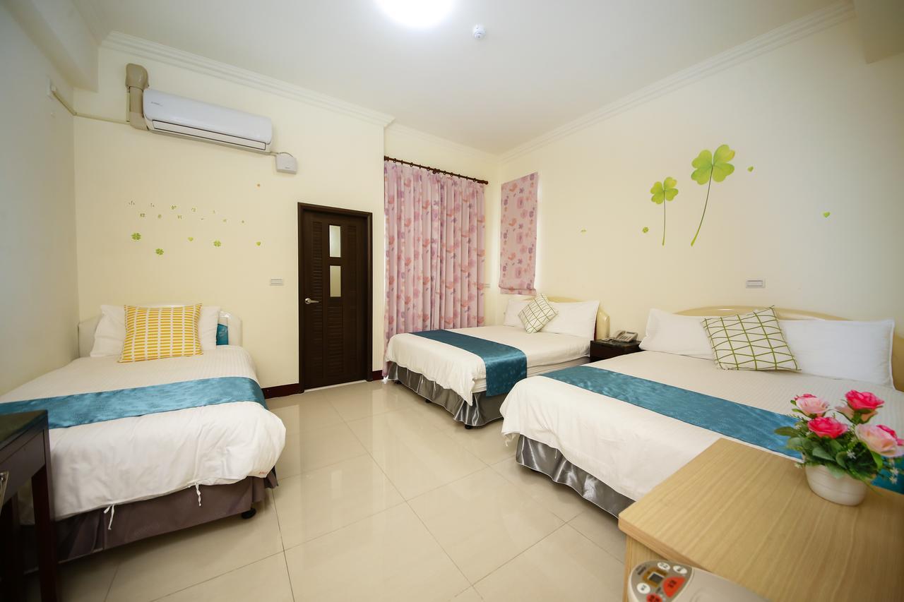 הואליין סיטי Xin Jing Zhan Homestay מראה חיצוני תמונה